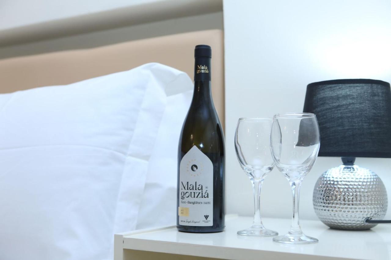Tranquil Apartments Corfu คอนโตกาลิ ภายนอก รูปภาพ
