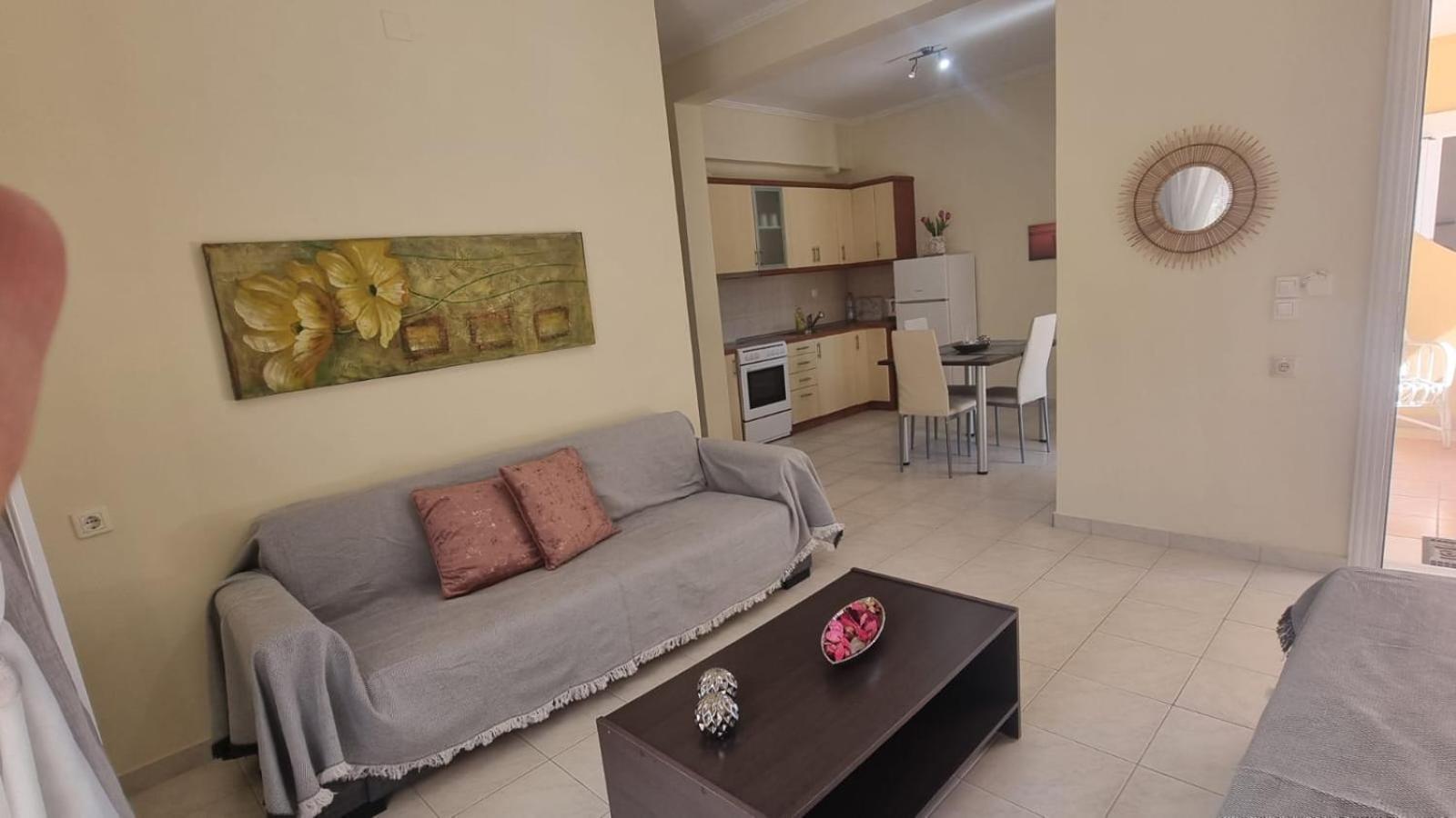 Tranquil Apartments Corfu คอนโตกาลิ ภายนอก รูปภาพ