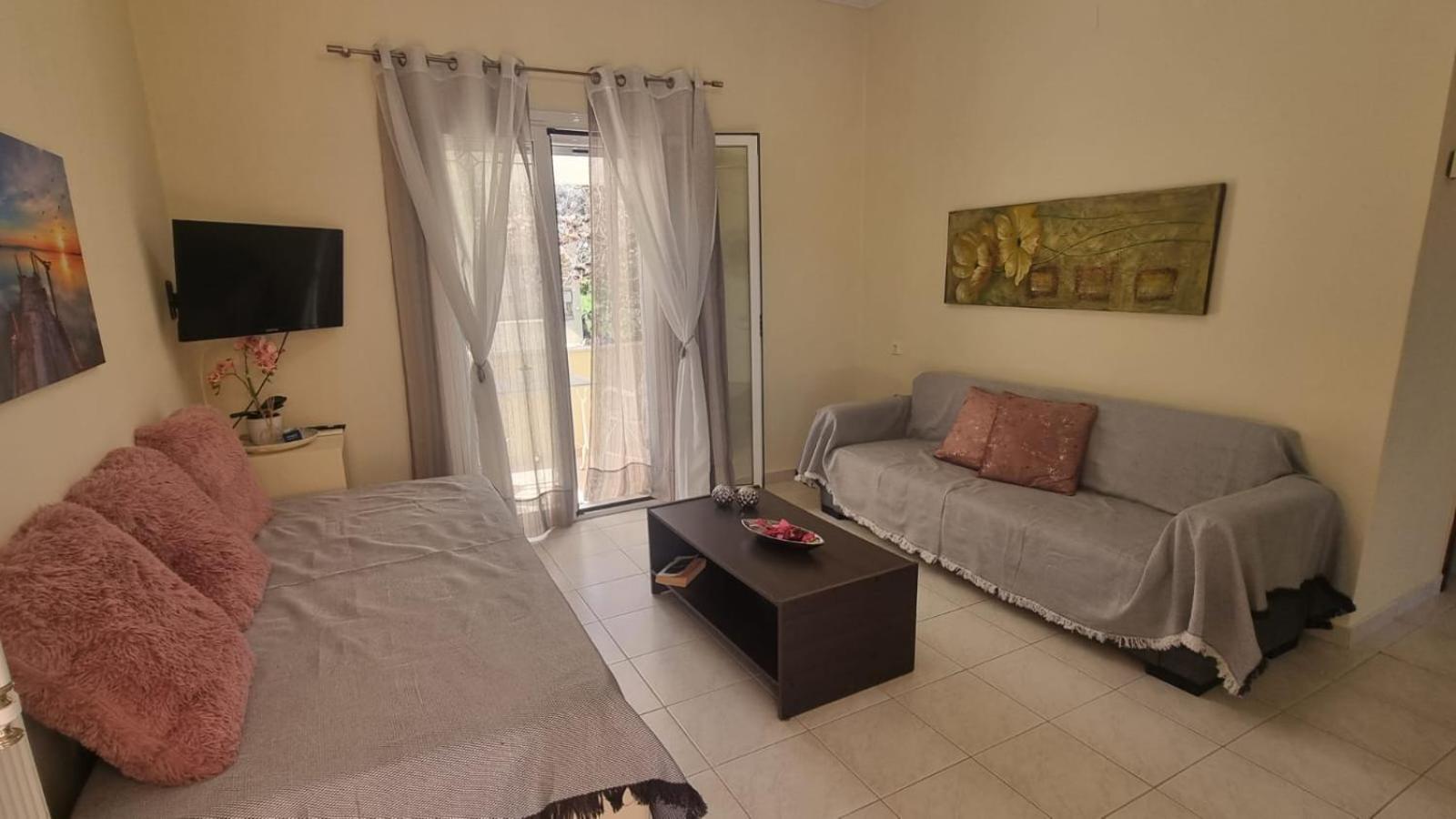 Tranquil Apartments Corfu คอนโตกาลิ ภายนอก รูปภาพ