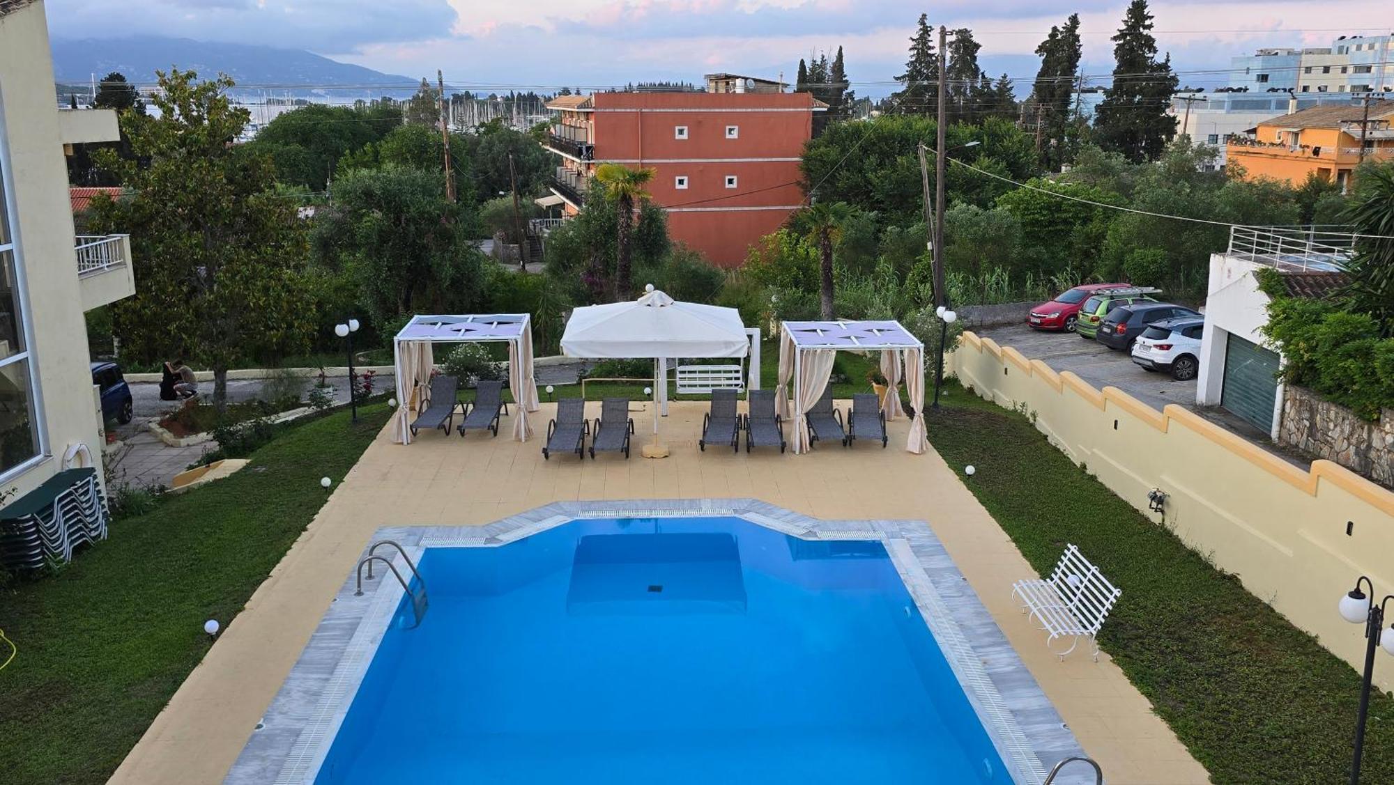 Tranquil Apartments Corfu คอนโตกาลิ ภายนอก รูปภาพ